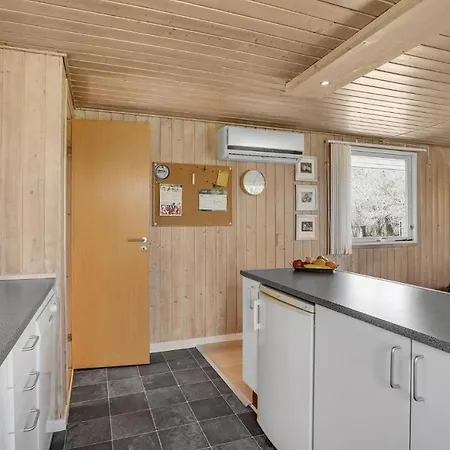 Prázdninový dům 2 Bedroom Amazing In *
